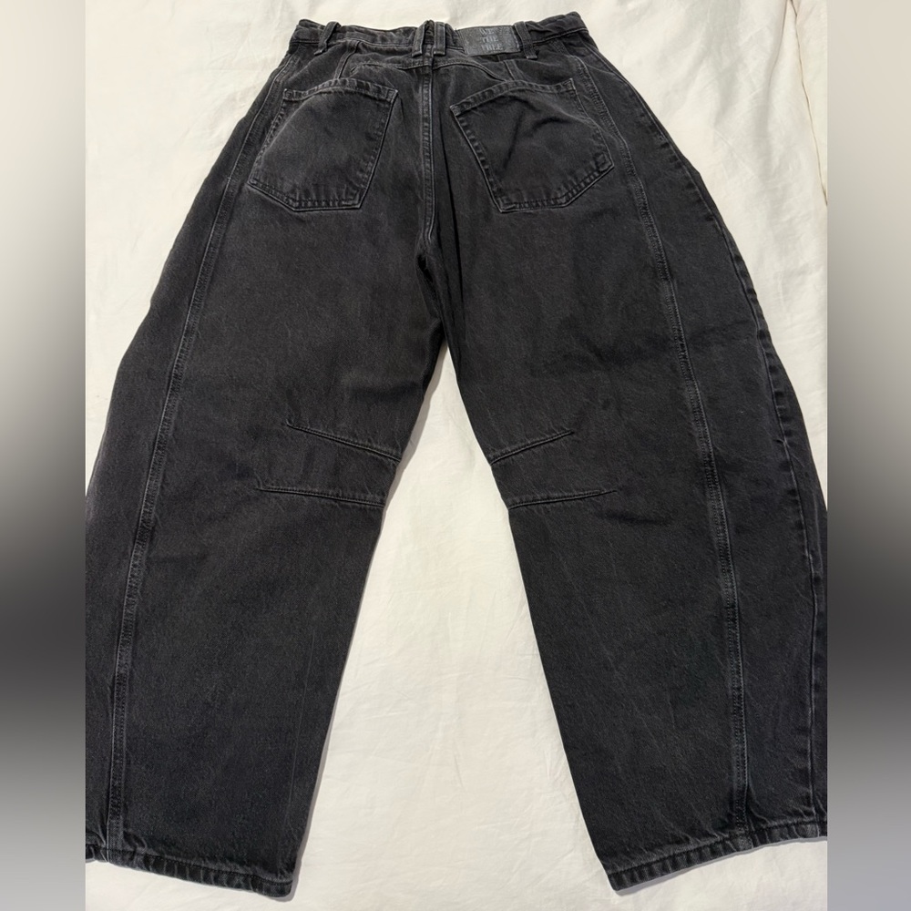 We The Free Men's Charcoal Relaxed Jeans - Picture 2 of 3